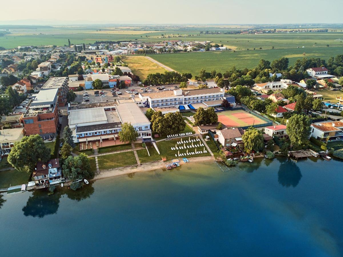 Hotel Senec Aqua Resort - Family Friendly 외부 사진